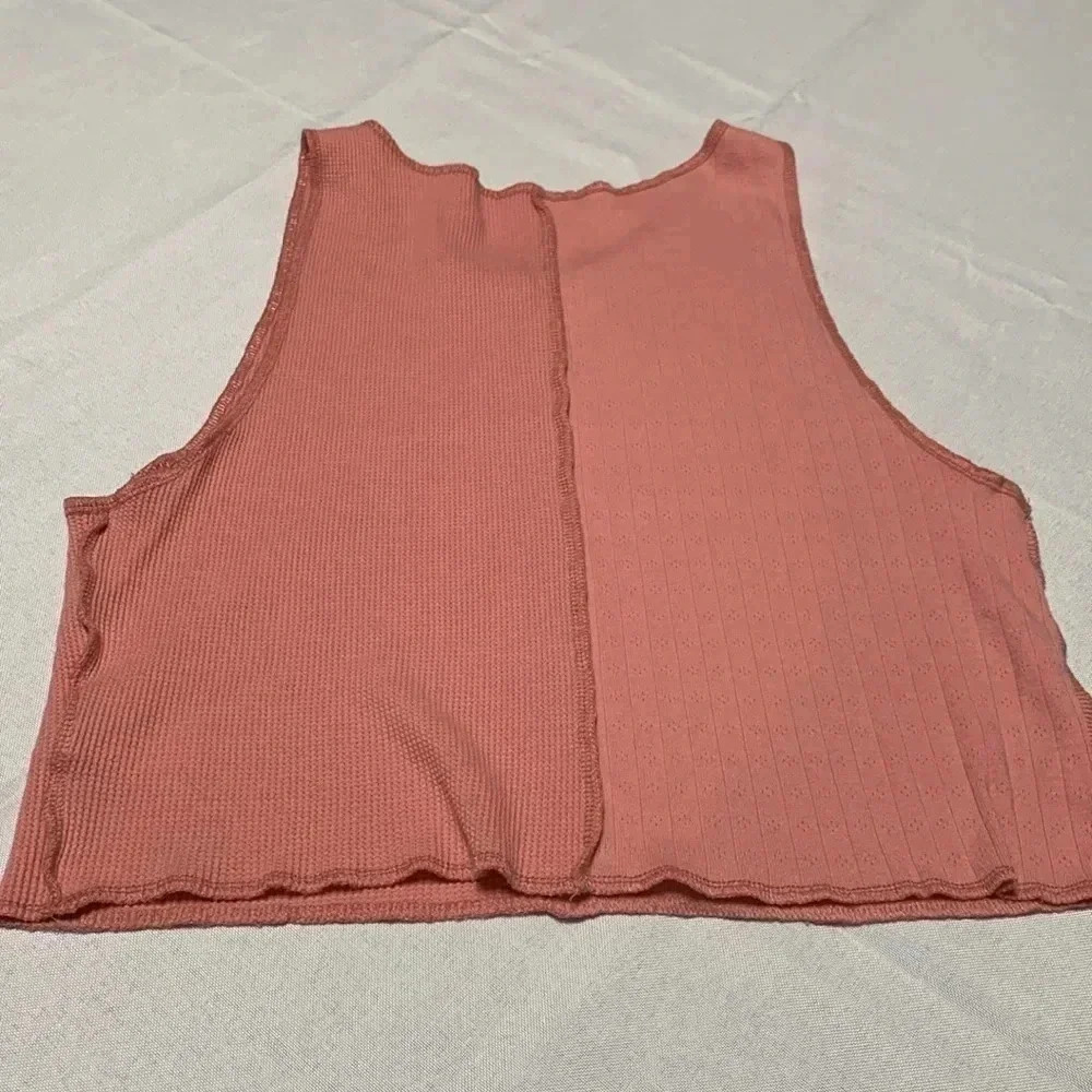 American Eagle size XL, excellent condition. - Picture 3 of 3